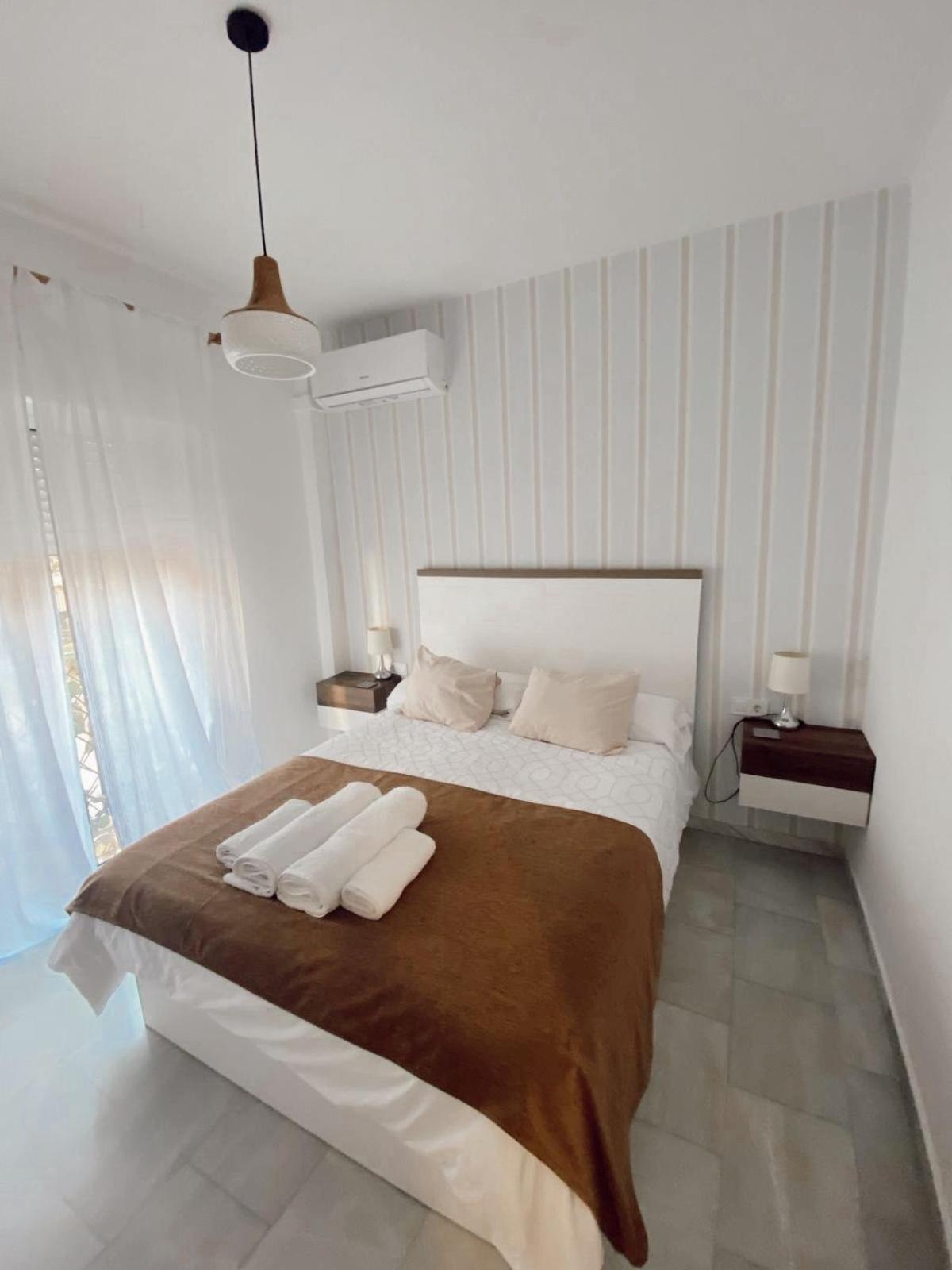 Apartamento Melina Arlu - Barrio La Victoria Malaga Zewnętrze zdjęcie