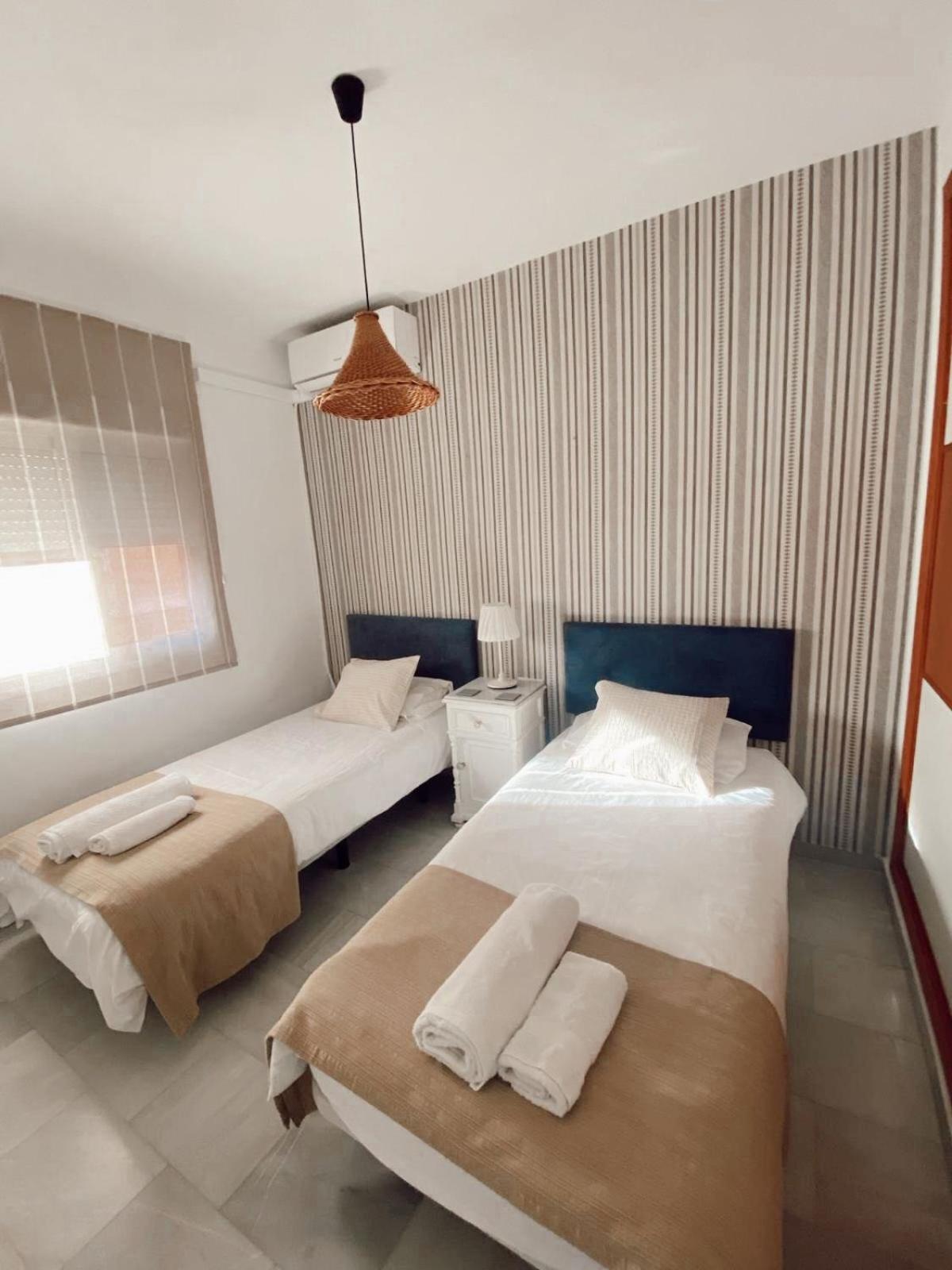 Apartamento Melina Arlu - Barrio La Victoria Malaga Zewnętrze zdjęcie